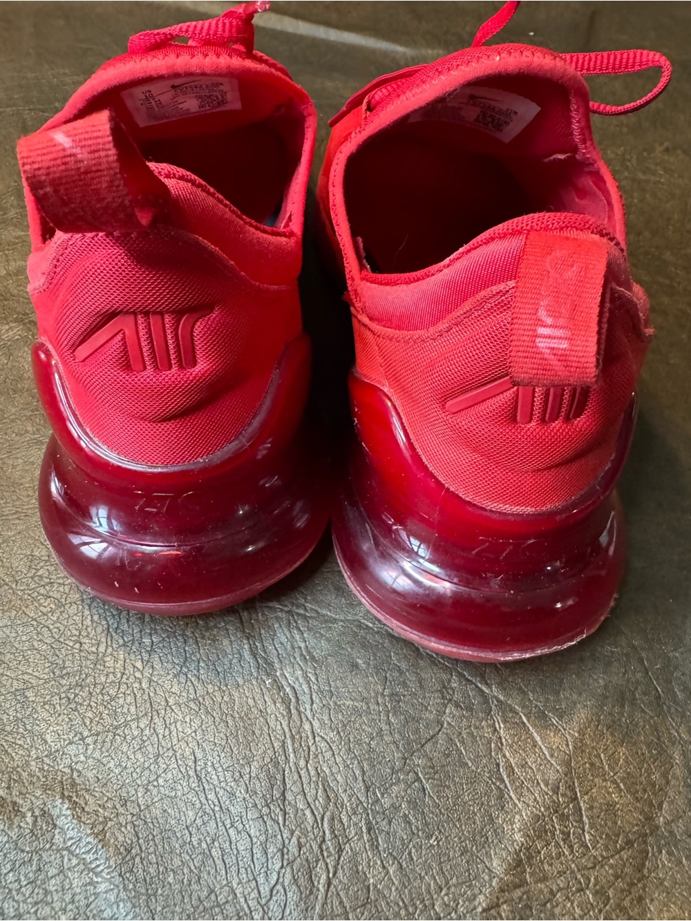 Nike Men’s Air Max 270 Red Athletic Sneakers Size 10 - Picture 2 of 6